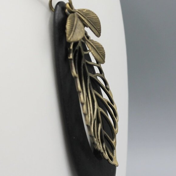Jewelry necklace large statement long leaves nature new - Picture 4 of 6